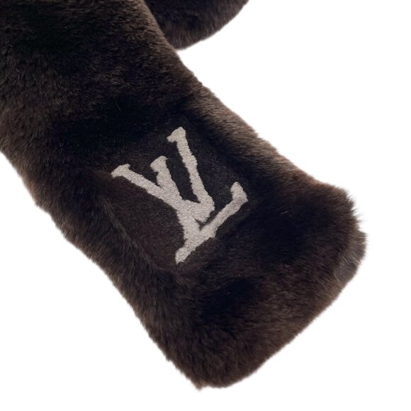 LOUIS VUITTON Vintage LV Logo Muffler Scarf Brown Gray Rabbit Fur Wool [105045] - Picture 6 of 11